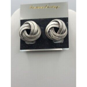 Silver Swirl Round Clip-on Earrings Fashion Vintage